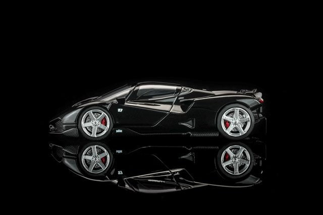 [ Pre-order ] M67003 MOTORHELIX 1:64 Nilu Black Water-Park Black