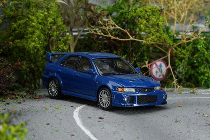 [ Pre-order ] M64205 MOTORHELIX 1:64 Mitsubishi Lancer Evolution VI GSR Issel Blue Pearl
