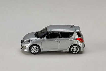 [ Pre-order ] HJ642082S Hobby Japan 1:64 Suzuki Swift Sport (ZC32S) with Genuine Options - Platinum Silver Metallic