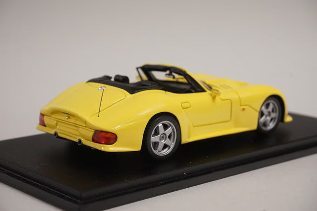 1:43 Spark S0787 Marcos LM500 Convertible 1996 Yellow