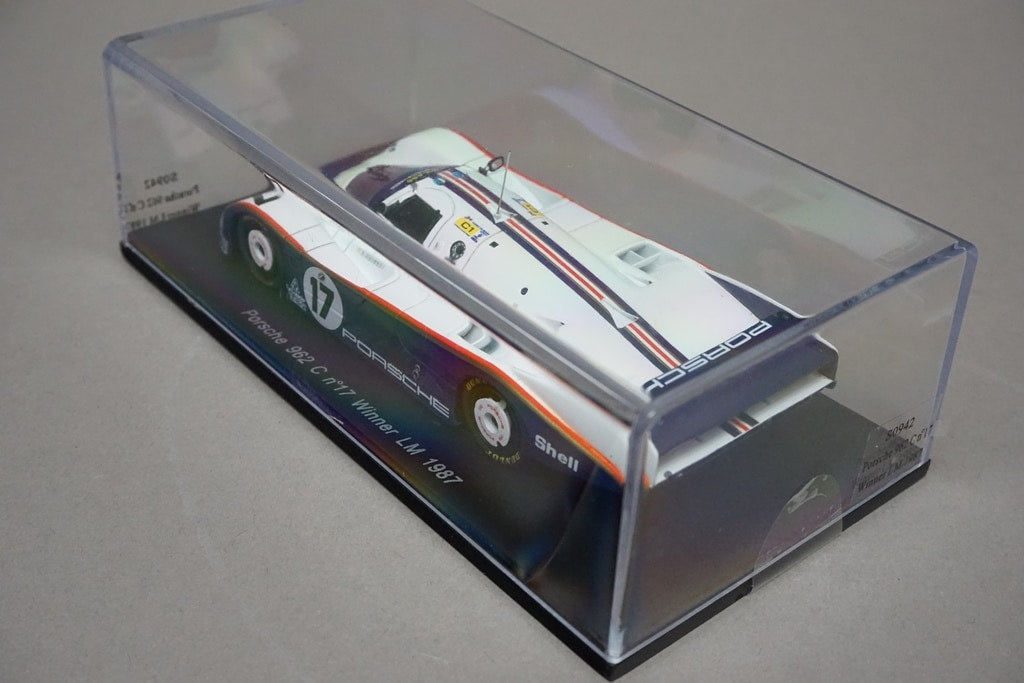 1:43 SPARK S0942 Porsche 962C Le Mans Winner 1987 #17 Rothmans color with decal