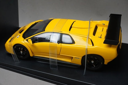 1:18 AUTOart 74521 Lamborghini Diablo GTR 2001 Yellow