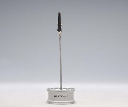 [ Back-order ] AUTOart 40408 1:12 racing wheel memo clip stand Silver 12.9 cm.