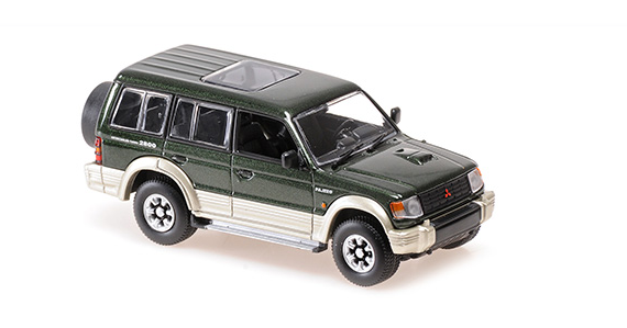 [ Back-order ] MINICHAMPS 940163471 1:43 Mitsubishi Pajero LWB 1991 Green Metallic model car