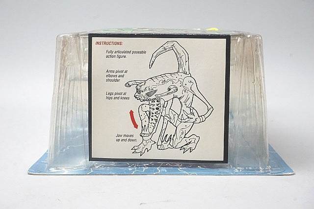 SPAWN Series 3 Deluxe Edition Ultra Action Figure Violator II Pink figure