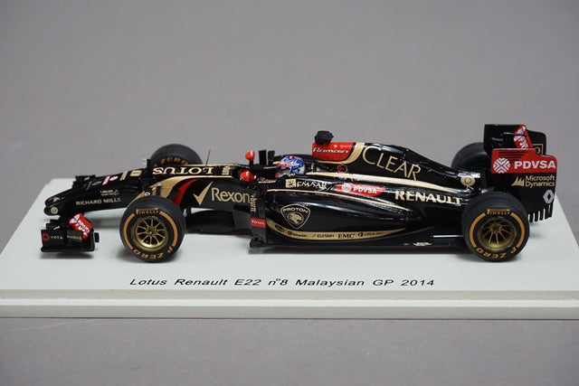 1:43 SPARK S3089 Lotus Renault E22 Malaysian GP 2014 #8 R.Grosjean