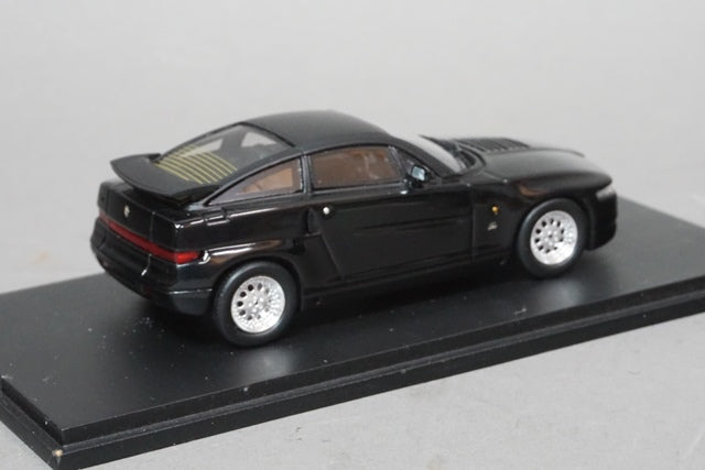 1:43 SPARK S0615 Alfa Romeo SZ1989 model car