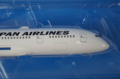 1:200 B787-8 JAL Shintsurumaru paint JA845J BJQ2009 JALUX airplane model