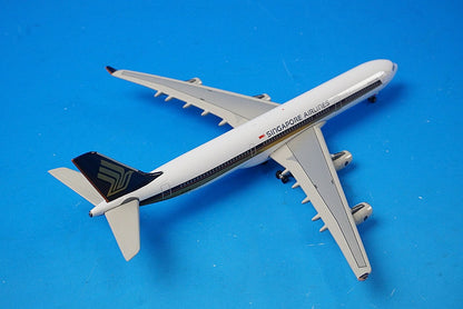 1:400 A340-300 Singapore CELESTAR 9V-SJB 10293 Phoenix airplane model
