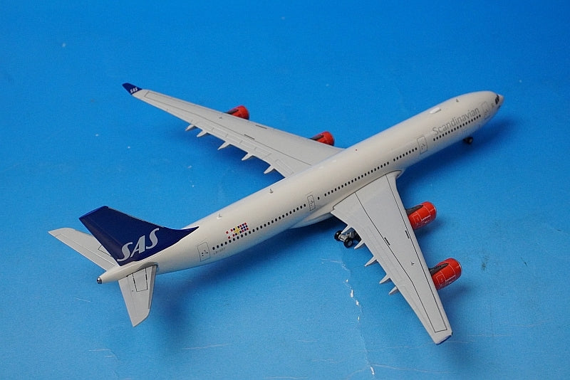 1:400 A340-300 SAS Scandinavia LN-RKF XX4303 JC Wings airplane model