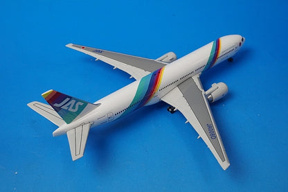 1:400 B777-289 JAS Rainbow Seven JA008D Phoenix airplane model