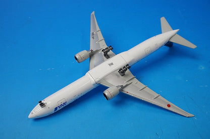 1:500 B777-300ER ANA Star Alliance JA731A NH50023 ANA airplane model