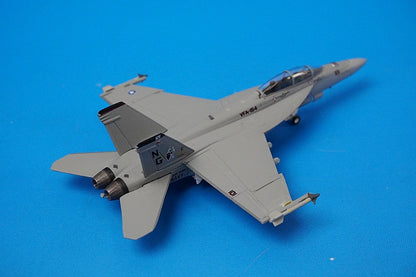 1:200 F/A-18F USN VFA-154 Black Knights NG101 6146 Hogan airplane model