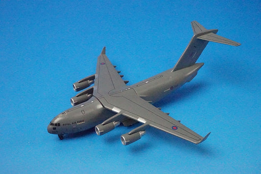 1:400 C-17 Globemaster III Brides Norton GMRAF001 Gemini airplane model