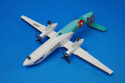 1:200 DHC-8-300 ANK JA801K with stand Blister Outer box missing DH28021 ANA airplane model