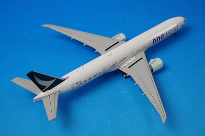 1:400 B777-300ER Cathay Pacific Oneworld B-KQI EW477W003 JC Wings airplane model