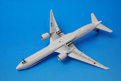 1:400 Boeing 777-300ER ANA Insipration of JAPAN JA798A 04327 Phoenix airplane model