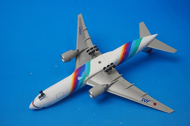 1:400 B777-200 JAS Rainbow Seven JA8977 55050 Gulliver airplane model