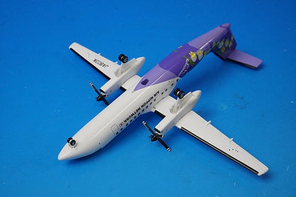 1:200 DHC8-300 A-net Lily of the Valley JA803K DH28003 ANK