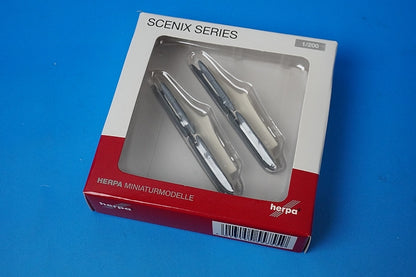 1:200 AGM-86B Cruise Missile Set of 12 Compatible with B-52 SIOP Paint 557559 Herpa