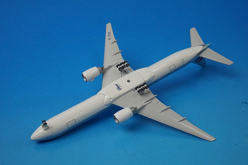 1:400 B777-300 Korean Air HL7533 GJKAL094 Gemini airplane model