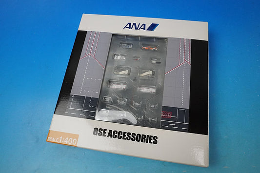 1:400 17-piece ground support vehicle set (white) Haneda Airport No. 407 spot display with base plate GSE40077 ANA airplane model
