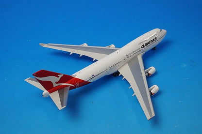 1:400 B747-400ER Qantas VH-OEE 04329 Phoenix airplane model