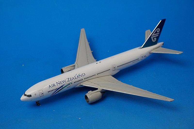 1:400 B777-200ER New Zealand ZK-OKB GJANZ515 Gemini airplane model