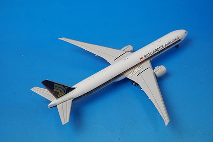1:400 B777-300ER Singapore 9V-SWU 10855 Phoenix airplane model