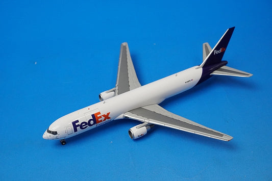 1:400 B767-300F FedEx N102FE GJFDX1481 Gemini