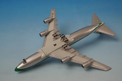 1:500 B747-200 Cathay Pacific VR-HKG Other airplane model