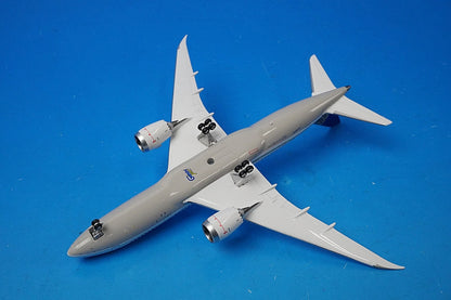 1:400 B787-8 United N26902 GJUAL1244 Gemini airplane model