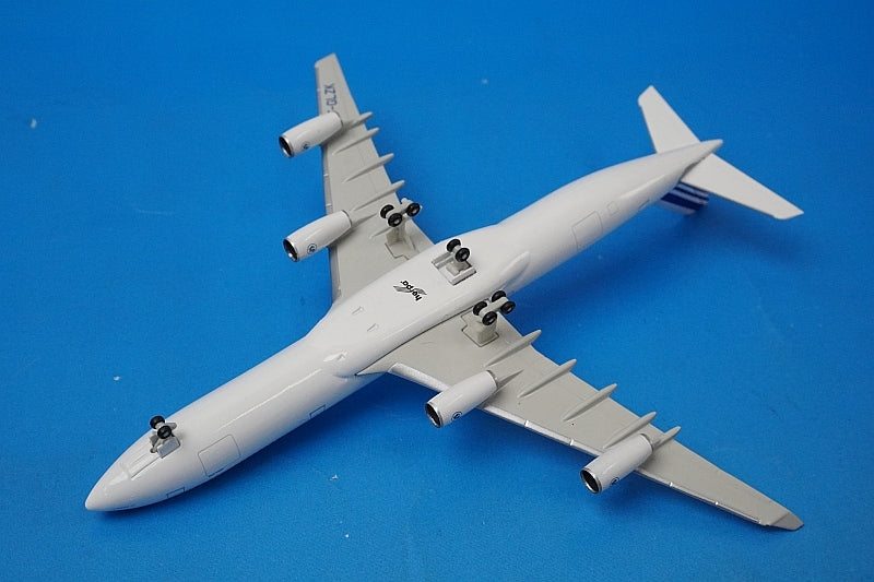 1:500 A340-300 Air France F-GLZK 517539 Herpa airplane model