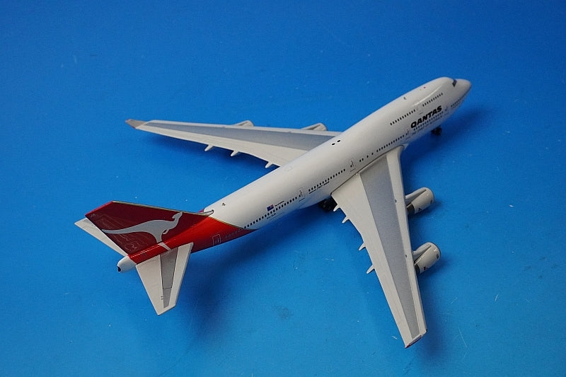 1:400 B747-400 Qantas VH-OJA 11109 Phoenix airplane model