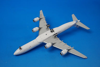 1:400 A340-500 Kuwait Government VIP Plane 9K-GBA XX40053 JC Wings airplane model