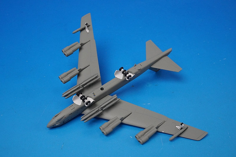 1:400 B-52H USAF Barons Minot Air Force Base #60-0044 GMUSA124 Gemini