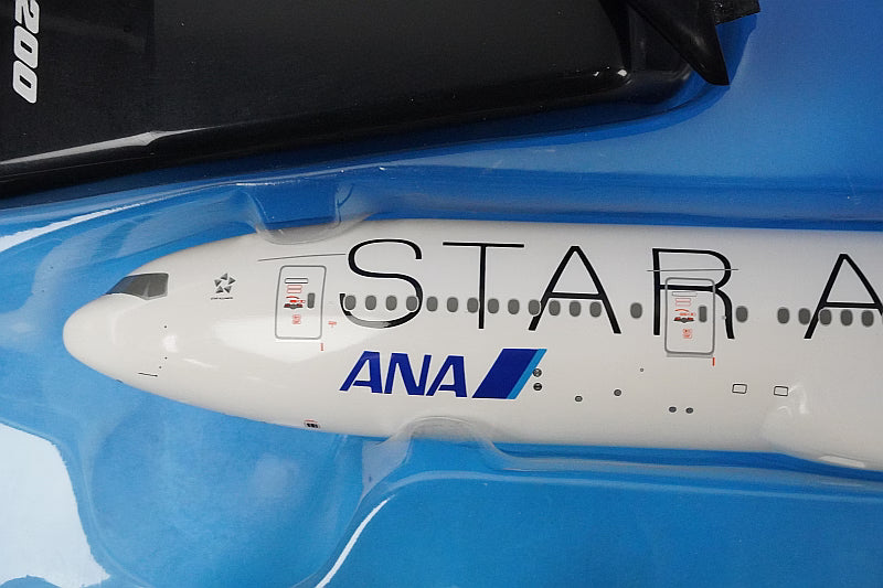 1:200 B777-200 ANA Star Alliance JA711A NH20002 ANA airplane model