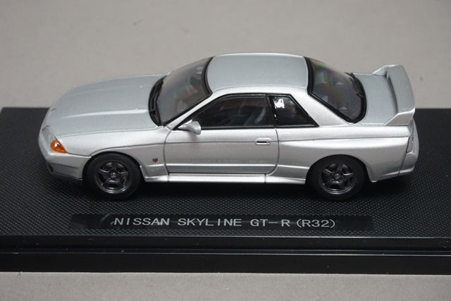 1:43 EBBRO 43761 Nissan Skyline GT-R R32 Silver