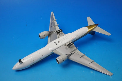 1:200 B777-212/ER Singapore JUBILEE 9V-SVL 2100 JC Wings airplane model