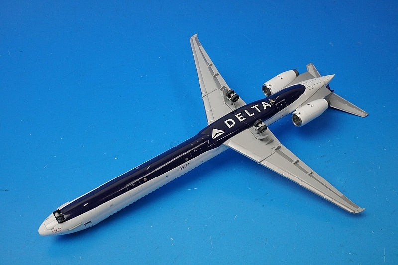 1:200 MD-90 Delta N904DA G2DAL719 Gemini airplane model