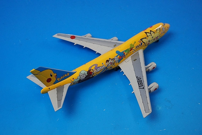 1:400 B747-400 ANA Pokemon Pikachu Jumbo JA8957 Blue Box airplane model