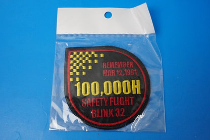 Patch JASDF T-4 BLINK32 SAFETY FLIGHT 100,000H without hook and loop