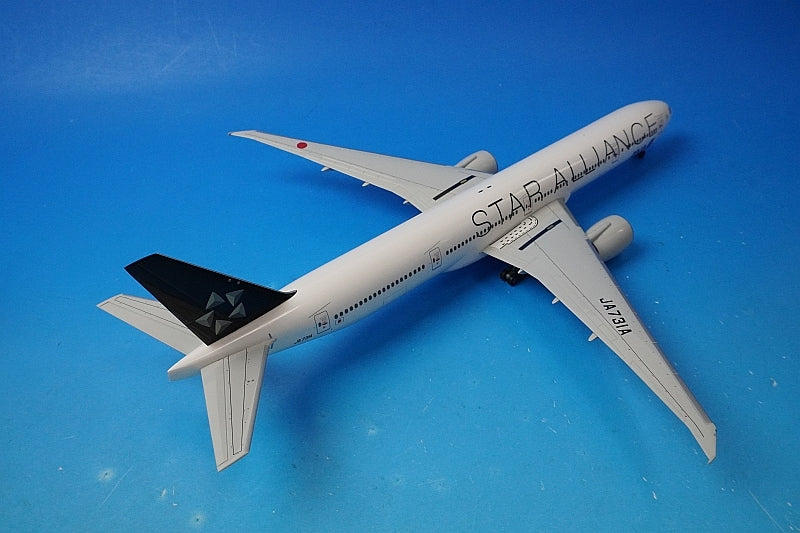 1:200 B777-300ER ANA Star Alliance JA731A NH20731R ANA airplane model