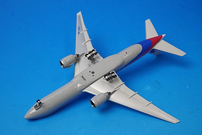 1:400 B777-200ER Malaysia 9M-MRP 11168 Phoenix airplane model