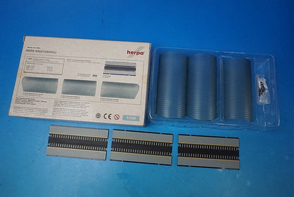 1:500 Airport Diorama Accessory Station Basic Set 520201 Herpa airplane model