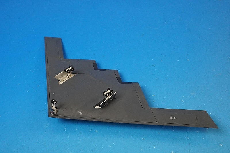 1:200 B-2A U.S. Air Force 412th Test Wing Spirit of Ohio Fire & Ice 553919 Herpa airplane model