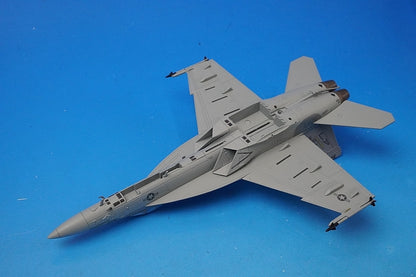 1:72 F/A-18E USN Golden Warriors shoot down a Syrian Su-22 #168912 HA5105 Hobby Master