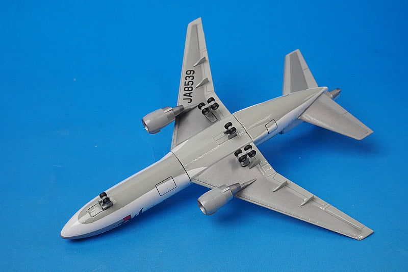 1:400 DC-10-40 JAZ Japan Air Charter JA8539 Outer box and booklet missing DeAgostini airplane model