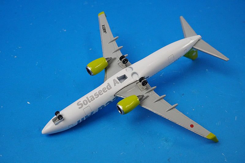1:500 B737-800 Solaseed Air JA801X 530989 Herpa airplane model