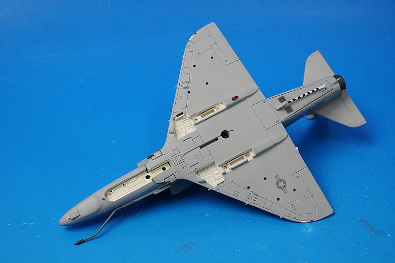 1:72 A-4F Skyhawk, United States Marine Corps, Marine Attack Squadron 142, Flying Gators, MB16/#155208 HA1435 Hobby Master airplane model